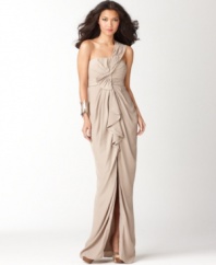 Be goddess-chic in this head-turning BCBGMAXAZRIA gown. A front slit reveals a sexy peek of leg with every step.