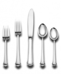 A large, ungarnished handle blends into a simple stem for a beautiful display of the lustrous quality of unadorned sterling silver. Chippendale Sterling Silver 5-piece place settings include 1 dinner fork, 1 salad fork, 1 soup spoon, 1 teaspoon and 1 knife.