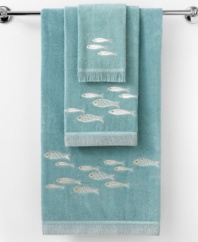 There are plenty of fish in the sea. Swim into a serene beach haven with this Nantucket fingertip towel, featuring enchanting silver fish on a cool blue backdrop for a soothing presentation.