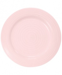 Celebrated chef and writer Sophie Conran introduces dinnerware designed for every step of the meal, from oven to table. A ribbed texture gives this pink Portmeirion dinner plate the charm of traditional hand-thrown pottery.