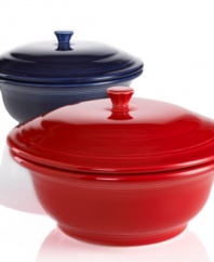 Perhaps the name Fiesta was chosen in 1936 because the famous collection comes in festive colors. The casserole comes in a variety of punchy shades for endless mix-and-match possibilities.