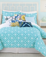 Inspired by the serene waters of the Mediterranean, this Trellis Turquoise comforter set evokes feelings of a tranquil oasis. Features a white latticework design over Trina's signature fleurette pattern in tonal hues.