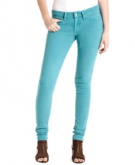 Breathe color into your neutral days with these faded pastel jeggings from Levi's!