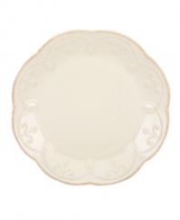 With fanciful beading and a feminine edge, the accent plates from the Lenox French Perle white dinnerware collection have an irresistibly old-fashioned sensibility. Hard-wearing stoneware is dishwasher safe and, in a soft white hue with antiqued trim, a graceful addition to every meal. Qualifies for Rebate