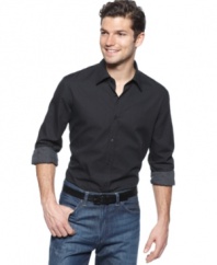 Lighten up. This light weight button-front shirt from Hugo Boss BLACK is ideal for your seasonal casual look.