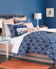Endless rings. Brilliant orange and blue tones commingle with ultra-modern patterns in this Ringtrace duvet cover set from Martha Stewart Collection. Comes complete with bedskirt, shams and European shams to give your bed a bold, contemporary look.
