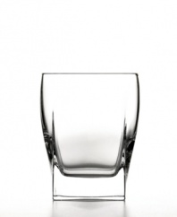 Seriously squared bases meet smooth curves for this double old fashion glass set with a decidedly modern and masculine edge. Streamlined for the bar or casual table.