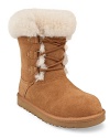 The super-plush sheepskin lining extends over the collar, adding exceptional warmth to this sporty lace-up suede boot.