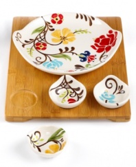 Pairing hand-painted florals and sleek bamboo, the Jardine entertaining set dishes out colorful fresh-for-spring style with every serving. Use for a main dish and toppings or chips and dips.