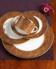 Inspired by intricately detailed ancient textiles, the sienna and copper-hued Damask Copper place settings add rich flourish to any home. Overlapping border designs whimsically break from tradition for a touch of modern intrigue.