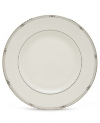 An art deco inspired design, platinum trim and metallic dots lend the Westerly Platinum dinner plates sophisticated polish. This versatile Lenox collection perfectly coordinates with a variety of stemware and table linens. Qualifies for Rebate