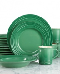 The dinnerware set that has it all. Crafted for durability and ease of use but with a brilliant enamel finish to redefine the table, Le Creuset place settings lend smart, enduring style to everyday dining. Featuring a three-ring design in serene fennel green.