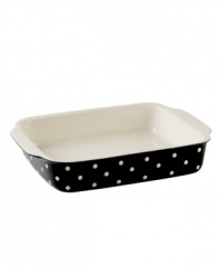 Make no stops from the oven to the table with this elegant handled casserole dish. Adorned with a classic hand-painted dot pattern on a fun range of mix and match colors.