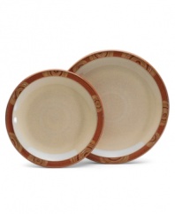 Add a whimsical accent to the Fire collection with this Chilli rim salad plate. From Denby dinnerware, these dishes have a mod circle design that is rendered in the same warm earth tones of green and terra cotta as the solid pieces to create a contrasting yet coordinated look.
