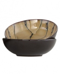 Add chowder or stew to your menu with soup bowls from Gourmet Basics from Mikasa. A perfect complement to Anissa or Briar Rose dinnerware sets, these bowls boast the patterns you love and a smooth coupe shape. Oven-safe stoneware offers unparalleled convenience.