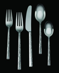 The rustic simplicity of hammered metal is taken to new heights of chic style with this flatware collection from Vera Wang. The Hammered place settings provide the perfect pattern for both casual or luxurious occasions.