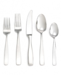 More than meets the eye, Yamazaki's Belgrove flatware boasts superior craftsmanship in addition to sleek style. Gently curved handles made of best-quality stainless steel create a look that shines on any table. With a hollow-handled knife for superior balance and tireless slicing and dicing.