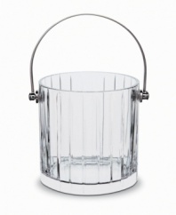 Refined elegance simply stated, the way only Baccarat can. The Harmonie collection features evenly spaced vertical cuts on handmade crystal of the highest quality. This ice bucket has a dashing pattern that suits modern and traditional tastes.