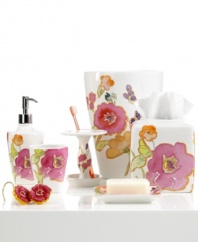 Blossoms in bloom. Bold, impressionistic florals in a fusion of dazzling colors creates a modern flair in this Floral Fusion soap dish.