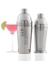 Cocktail recipes and measurements engraved in this smart, stainless steel cocktail shaker ensure you'll always mix a delicious drink.