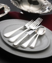 Unparalleled elegance meets timeless grace with this collection from Wallace. Handles adorned with a beaded border and a simple shape make this a perfect set for any table.