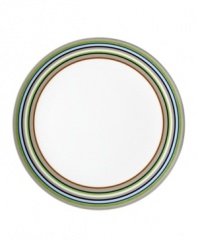 More than bold stripes and warm colors, the Origo salad plate transitions from oven to table and into the dishwasher without a hitch. Combine with other Iittala dinnerware pieces to make any setting pop. Designed by Alfredo Haberli.