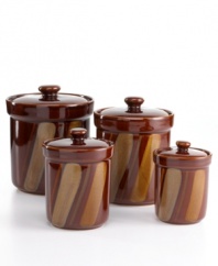 Store dry ingredients and keep baked goods fresh with Avanti Brown stoneware canisters. Brushed earth tones awash in reactive glaze give your kitchen a warm, inviting glow. In four sizes to accommodate flour, sugar, biscuits and more.