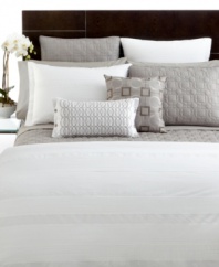 Finish with luxury. Hotel Collection's Deco bedskirt offers clean, modern lines and expert tailoring in wrinkle-resistant, 400-thread count Pima cotton for an ultra-smooth look.