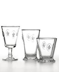An ode to France, Fleur de Lis highball glasses are embossed with the country's unofficial yet enduring symbol. Masculine and sophisticated with a stocky footed base, this set is designed to last in heavy, famously durable glass.