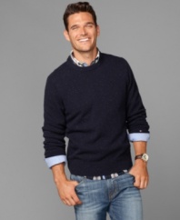 Whether you pair it with a button-front shirt or your favorite tee, this Tommy Hilfiger sweater is the right way to finish your outfit.