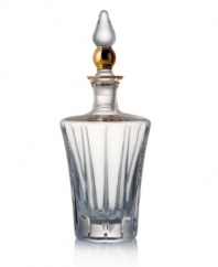 Handcrafted in premium Rogaska crystal, the Elmsford decanter embodies the luxe sophistication of Trump Home. Delicate cuts and a touch of gold add elegant flair to formal entertaining.