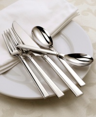 A reflection of your chic, contemporary dining style, this Oneida flatware set features a smooth surface and squared tip. Two bands separate the handle from the head of each utensil.