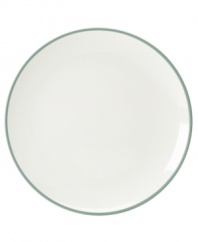 Mix and match these splashes of color for a tabletop with endless possibility! The modern coupe shape and two-tone hues mean this salad plate will bring life to any décor. Select pieces in your favorite shades to create a customized dinnerware collection.