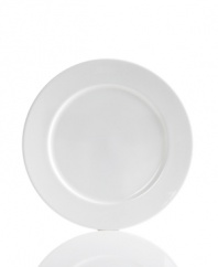 Set 5-star standards for your table with these sleek round dinner plates from Hotel Collection. Balancing a delicate look and exceptional durability, the translucent Bone China collection of dinnerware and dishes is designed to cater virtually any occasion.