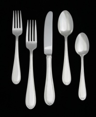 Everyday elegance, just like the London neighborhood for which the place settings were named. The Wedgwood Knightbridge flatware collection boasts a sophisticated beaded design in versatile stainless steel.
