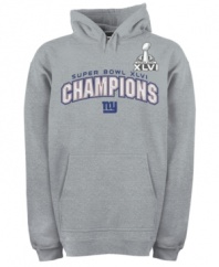 Bring on the Pats! This New York Giants hoodie from Reebok let's you warm up to the idea of a super bowl championship team.