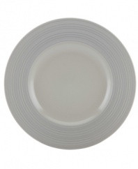 Elegance comes easy with the Fair Harbor accent plate, perfect for salad and dessert. Durable stoneware in an oyster-gray hue is half glazed, half matte and totally timeless. From the kate spade new york dinnerware collection.