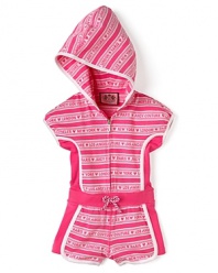 1970s style is highlighted with a printed hooded romper by Juicy featuring pink and white lettering and contrasting piping.