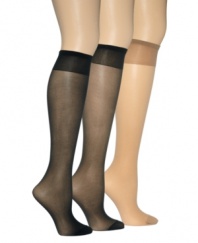 For all-day comfort, Berkshire's sheer knee-highs features a non-binding top.