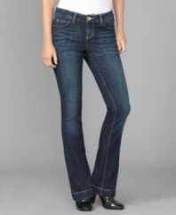 For vintage-inspired denim, check out these flared jeans from Tommy Hilfiger! A faded blue wash offers a perfectly broken-in look you'll love.