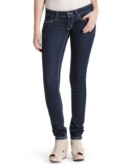 Levi's combines a classic dark wash with a trend-right skinny leg style in this pair of jeans designed to be a closet staple!