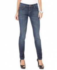 These easy jeans by Kut form the Kloth feature a so-skinny fit in a basic blue wash. Pair them with a tee for daytime or dress them up with heels for a night on the town!
