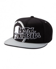 This graphic hat from Metal Mulisha gets your street style on lock.