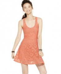 Be a lace and floral wonder in this a-line dress from American Rag! A perfect way to flaunt your feminine style!