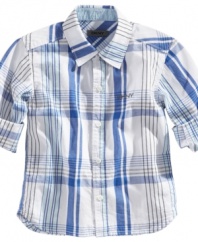 Pop some plaid in to his daily rotation with this roll-tab sleeve woven shirt from DKNY