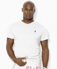 Constructed for lightweight comfort in soft combed cotton jersey, a short-sleeved V-neck T-shirt exudes iconic appeal with Ralph Lauren's signature embroidery.