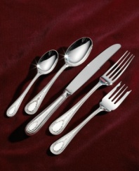 Named for the queen of female silversmiths, Hester Bateman, this place settings collection features beaded handles and a sparkling pattern to make any table shine with beauty. 5-piece place setting includes 1 dinner fork, 1 salad fork, 1 soup spoon, 1 teaspoon and 1 knife.