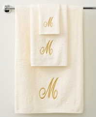 Utterly classic, this Initial Script hand towel gives your bathroom that personal touch it deserves in a completely elegant design. Features a beautifully embroidered script letter of your choice on a soft cotton ground.
