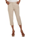 These capri pants from JM Collection are wardrobe essentials. The front seams at the legs instantly elongate your silhouette, while the neutral colors make them a match with anything!