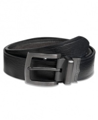 Add this reversible belt from Levi's to your wardrobe and keep your casual look versatile and fresh.